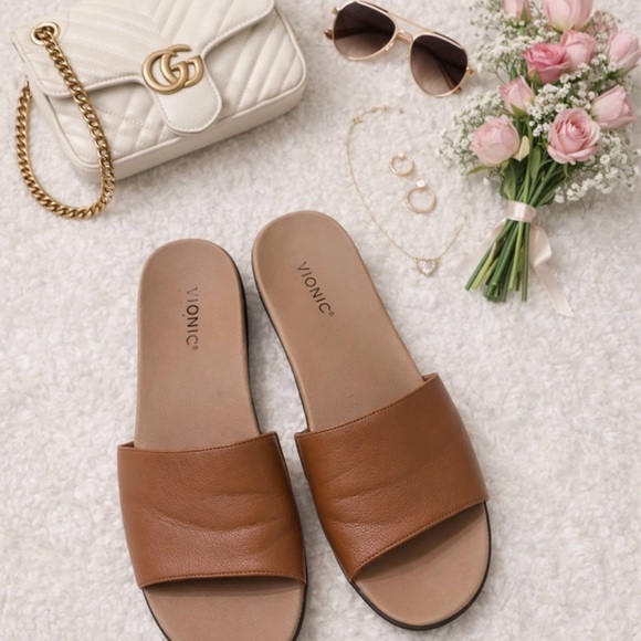Casual Vionic Women's Tan Slide Sandals - Picture 12 of 12